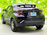 C-HR ハイブリッド 1.8 S LED パッケージ 