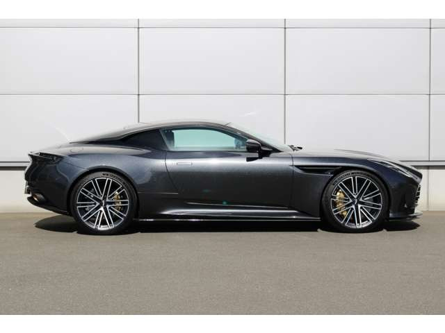 アストンマーティン DB12 4.0 の中古車詳細 (3,000km