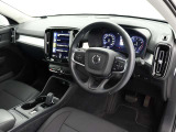 XC40 B4 モメンタム 