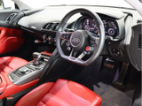 R8 V10 5.2 FSI クワトロ 4WD 