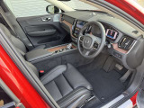 XC60 リチャージ アルティメット T6 AWD PHEV 4WD 
