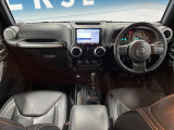ラングラー アンリミテッド サハラ 4WD 