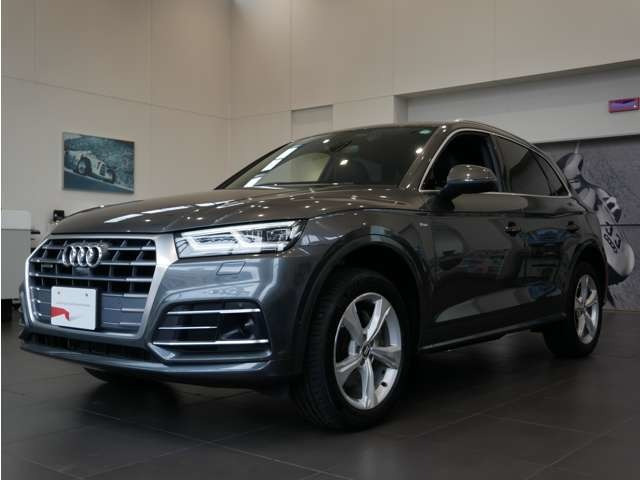 Q5 40 TDI クワトロ スポーツ Sラインパッケージ ディーゼル 4WD 