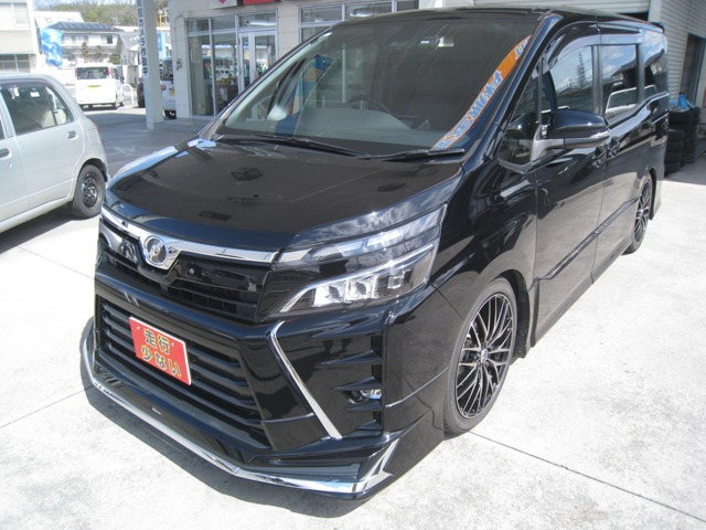 ヴォクシー 2.0 ZS 