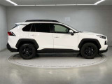 RAV4 2.0 アドベンチャー オフロードパッケージ 4WD 