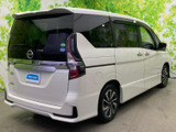 セレナ 2.0 ハイウェイスター V 