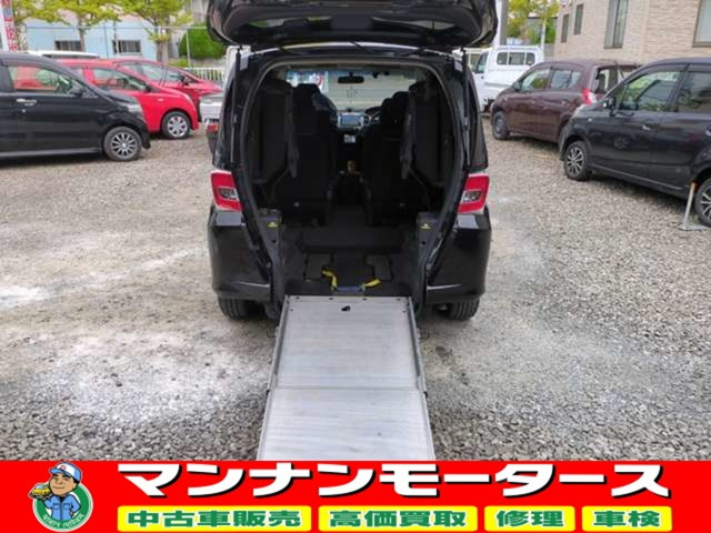 フリード 1.5 G 車いす仕様車 3列シートタイプ 