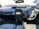プリウス 1.8 S セーフティ プラス ツートーン 修復歴無し