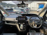 セレナ 1.2 e-POWER ハイウェイスター V 