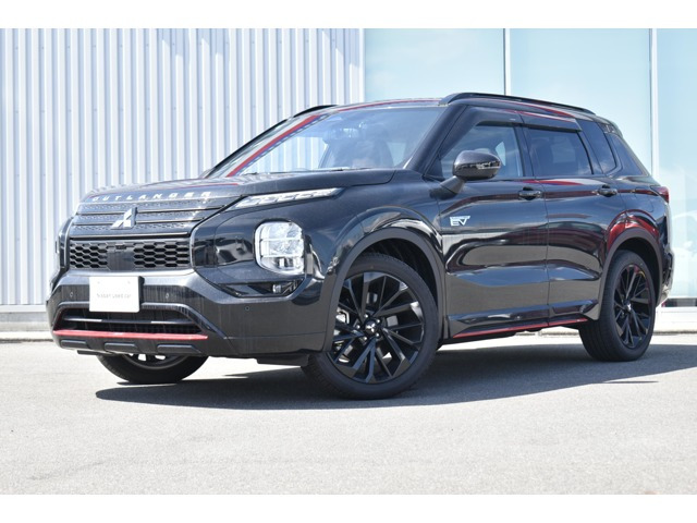 アウトランダー PHEV 2.4 ブラック エディション 4WD 