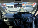 セレナ 1.2 e-POWER ハイウェイスター V 