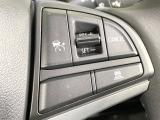 【アダプティブクルーズコントロール】高速道路での長距離走行が楽に!!自動で速度を保つクルーズコントロールが、衝突軽減システムと連携し、前方の車両を感知して車間を保つように速度調節してくれます!!