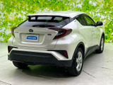 C-HR ハイブリッド 1.8 S LED パッケージ 