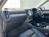 XC40 T4 AWD インスクリプション 4WD 4WD 本革シート