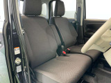 車を運転する際には運転席の存在は欠かせません。しっかりとチェックしたいポイントですね。