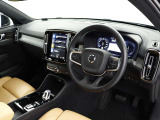 XC40 リチャージ プラグイン ハイブリッド T5 インスクリプション 