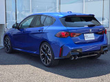 この度は弊社認定中古車をご覧いただき誠にありがとうございます。弊社はBMW 正規ディーラーですので遠方のお客様も安心してご購入下さい。ご不明な点がございましたらお気軽にお申し付けください。
