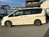 セレナ 2.0 ハイウェイスター Vセレクション+Safety II S-HYBRID 