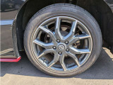純正アルミホイールです。