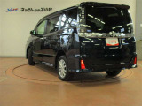 ヴォクシー 2.0 ZS 煌II 4WD 