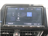 お車選びをお楽しみ頂けるよう、在庫車の展示スペースを十分に確保しております。