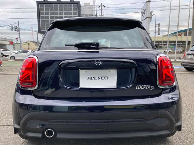 BMW MINI ミニ クーパー D の中古車詳細 (27,000km, エニグマティック