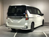 セレナ 2.0 ハイウェイスター V アーバンクロム 