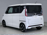【ワイド保証】日産販売店の中古車には、無料で保証が付いています。走行距離無制限で、無料保証期間は1年間から。品質に自信があるから実現した、日産ならではの保証です。