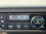 オートエアコン付きで快適です