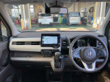 内装が広く使いやすいです!運転席の状態も良好です!