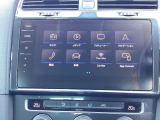 Volkswagen純正インフォテイメントシステムDiscover Proがさらに機能アップ。9.2インチ大型全面タッチスクリーン。テレマティクス機能Guide  Informやコネクティビティ機能A