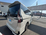 セレナ 2.0 ハイウェイスター V 