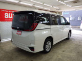 車内もキレイで嫌なニオイもありません。