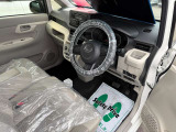 運転席・助手席の俯瞰視点です!乗った際のイメージが湧きます!