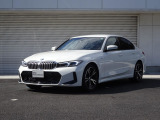弊社のお車をご覧頂き、ありがとうございます。弊社はBMW正規販売店でございますので、ご納車前点検、お車の保証も車両価格に含まれており、ご納車後も安心してお乗り頂けます。全国にご納車が可能でございます。