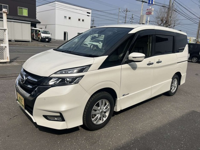 セレナ 2.0 ハイウェイスター プロパイロット エディション 4WD 