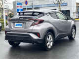 C-HR ハイブリッド 1.8 S LED パッケージ 