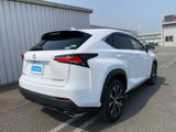NX 200t Fスポーツ 