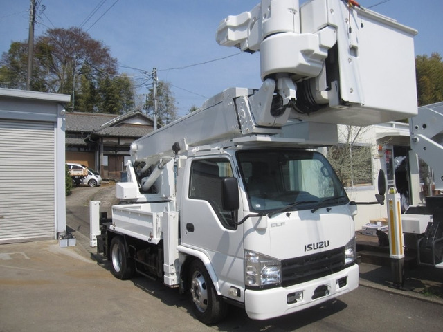 エルフ  特装車