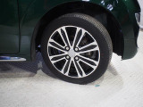 実車はアルミホイール組みの夏用タイヤを装着しています。