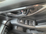 気になる車はすぐにお問い合わせください!画面右側の0066から始まる無料ダイヤルからお問い合わせ下さい!専門スタッフがお車のご質問にお答えいたします!