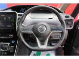 セレナ 1.2 e-POWER ハイウェイスター V 