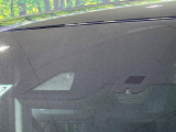 【トヨタセーフティセンス】走行中に前方の車両等を認識し、衝突しそうな時は警報とブレーキで衝突回避と被害軽減をアシスト。より安全にドライブをお楽しみいただけます。