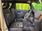 運転席シート廻りは使用感も少なく、良好な状態となっています。丁寧に使われていたことがよくわかりますね。