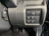 U-Carだけでなく、トヨタ車の新車販売、自動車整備、お車の買取、自動車用品販売、保険代理店業務、携帯電話等電話通信業務(KDDI、au)、JAF、各種カード発行及びお取り扱いをしております。