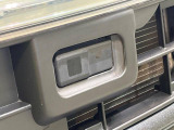 【スマートアシスト】走行中に前方の車両等を認識し、衝突しそうな時は警報とブレーキで衝突回避と被害軽減をアシスト。より安全にドライブをお楽しみいただけます。