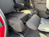 決して安い買い物ではございません!!ご満足いただけるよう車輌のご説明をさせていただきます。ご来店いただければ車輌鑑定書もございます。
