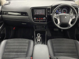 アウトランダーPHEV 2.4 G 4WD 4WD 修復歴無し