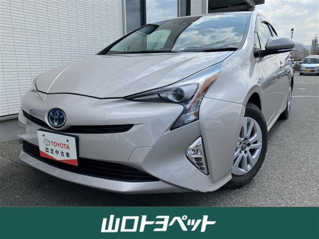 プリウス 1.8 S E-Four 4WD 