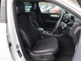 XC40 T4 AWD モメンタム 4WD ワンオーナー